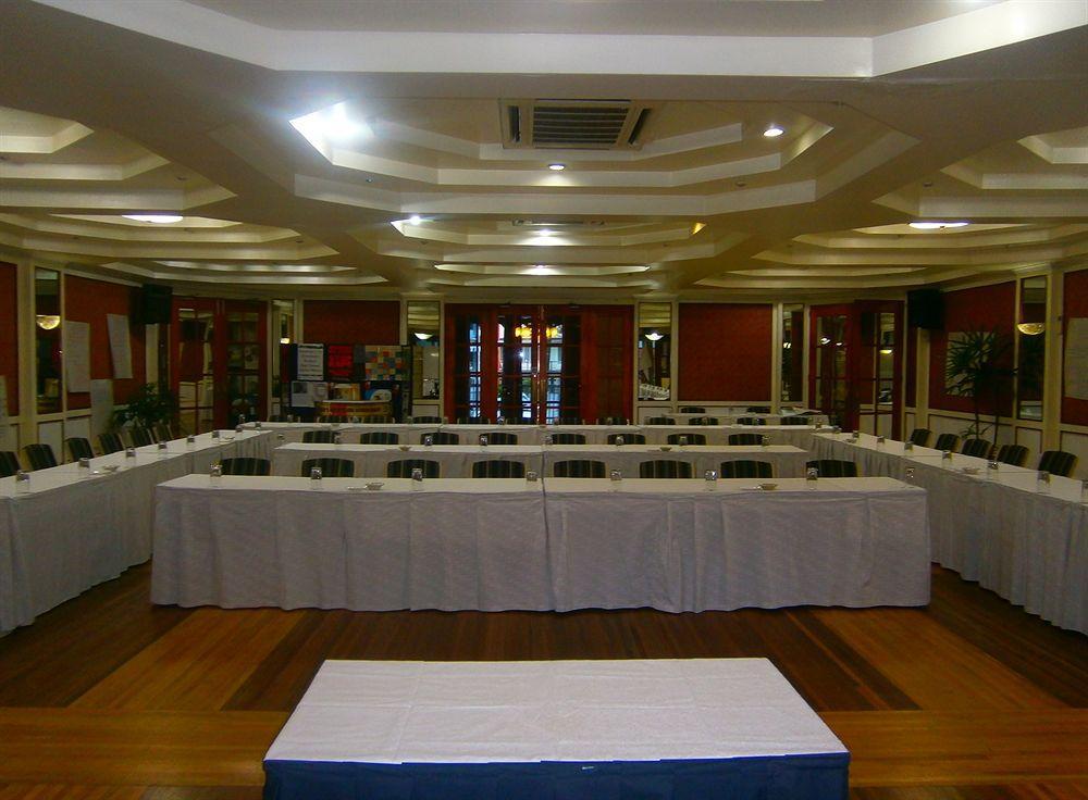 Southern Cross Hotel Suva Dış mekan fotoğraf
